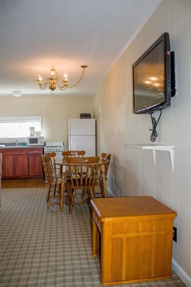 Colonial Inn ナグス・ヘッド エクステリア 写真